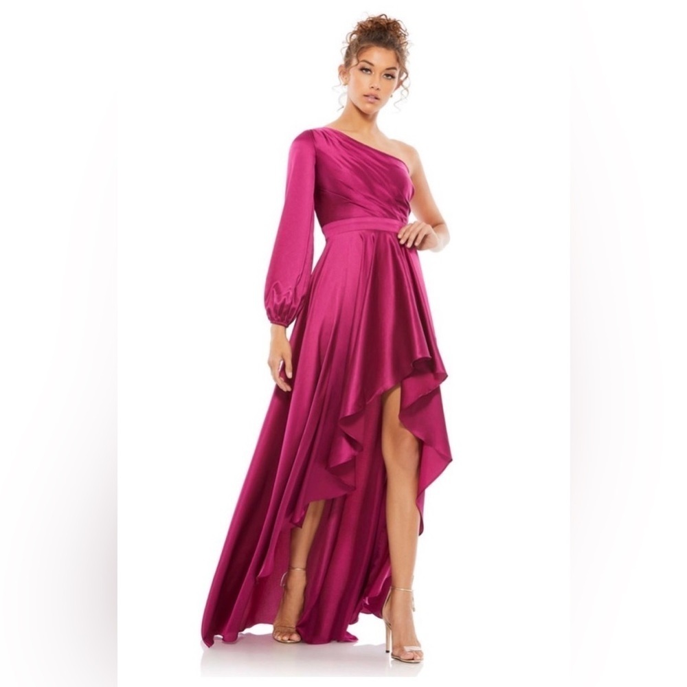 Mac Duggal One Shoulder High Low Gown Flowy Fuchsia Gown size 4